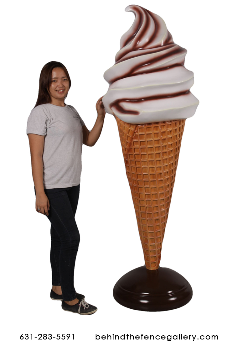 Giant Chocolate Vanilla Swirl Soft Serve Ice Cream Cone Statue Giant Chocolate Vanilla Swirl Soft Serve Ice Cream Cone Statue