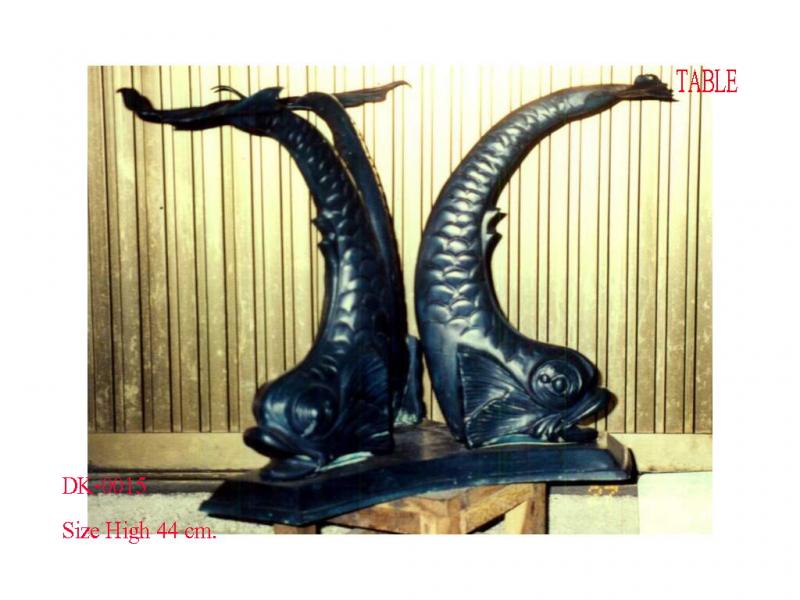 3 Fish Table (Small) 3 Fish Table (Small)