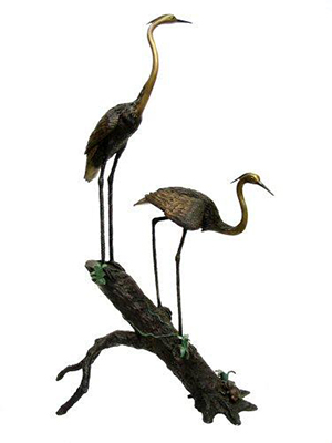 2 Cranes on Stump (Head Down) 2 Cranes on Stump (Head Down)