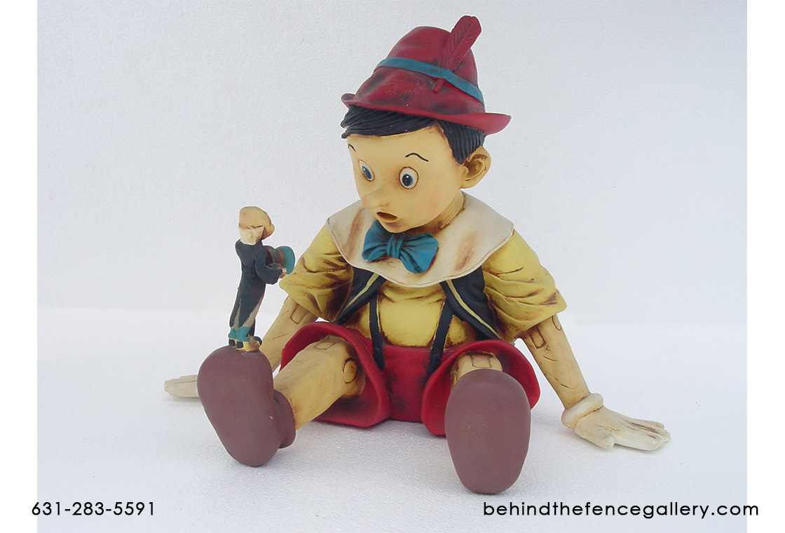 Pinocchio Sitting Statue Pinocchio Sitting Statue