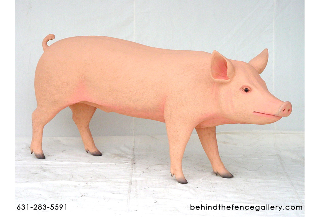 Life-Sized Pink Pig Statue Life-Sized Pink Pig Statue