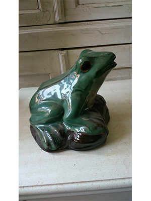 Porcelain Frog Porcelain Frog