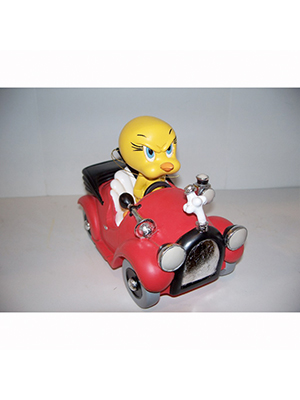 Tweety Bird Angry driving a Car Tweety Bird Angry driving a Car