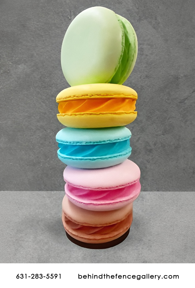 Macaroon Tower Statue Macaroon Tower Statue