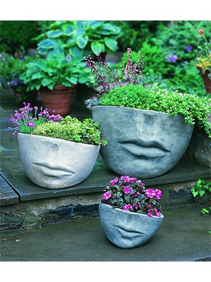 Faccia Planters in 3 sizes Faccia Planters in 3 sizes