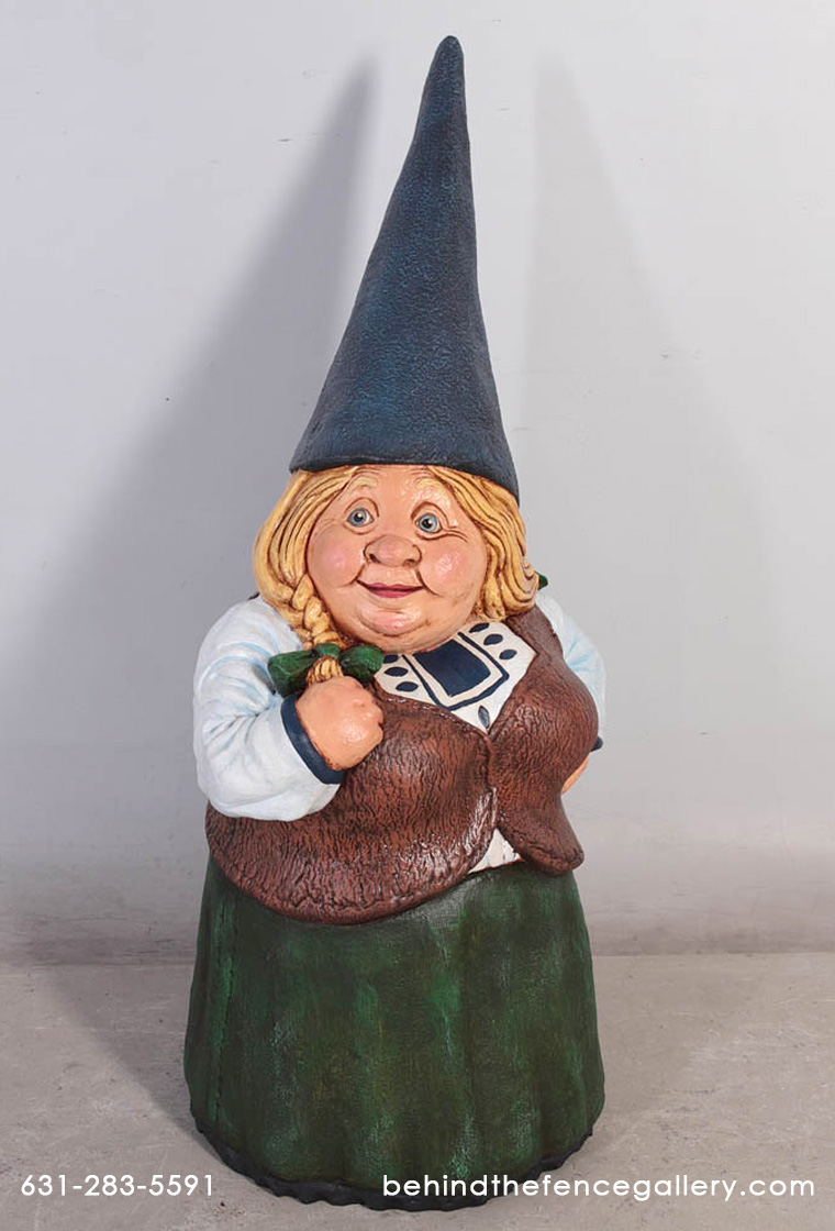 Female Gnome Statue Female Gnome Statue