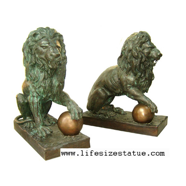 Bronze Lion's ( pair ) Bronze Lion's ( pair )