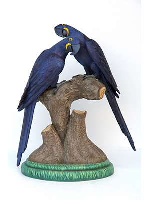 Hyacinth Macaw Lover 3ft. / Fiberglass Hyacinth Macaw Lover 3ft. / Fiberglass