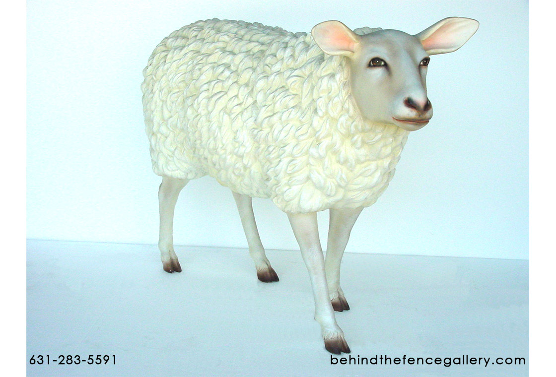 Realistic Sheep Statue Realistic Sheep Statue